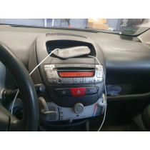 Ramka Radia 1DIN czarna Citroen C1, Peugeot 107, Toyota Aygo